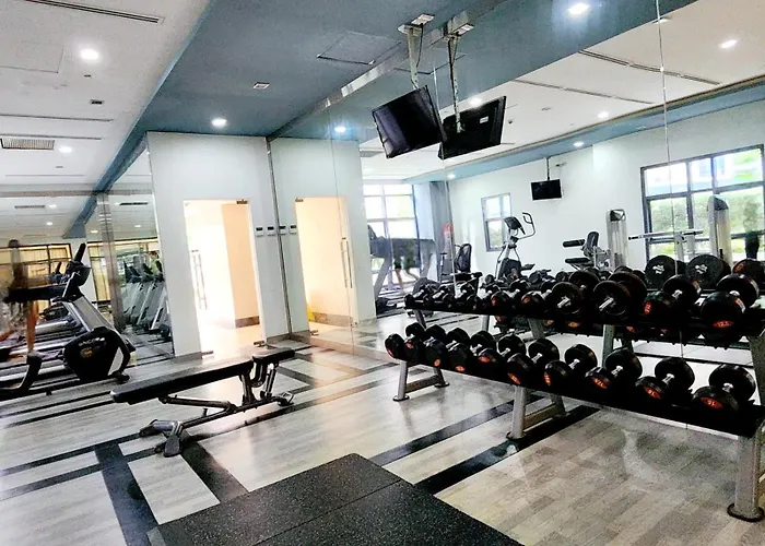 Apartment 14e Bgc Unit 3 Mins Walk To The Venice Grand Canal Mall Pet Friendly