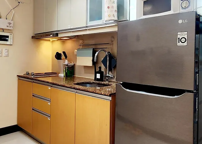14e Bgc Unit 3 Mins Walk To The Venice Grand Canal Mall Pet Friendly * Manila